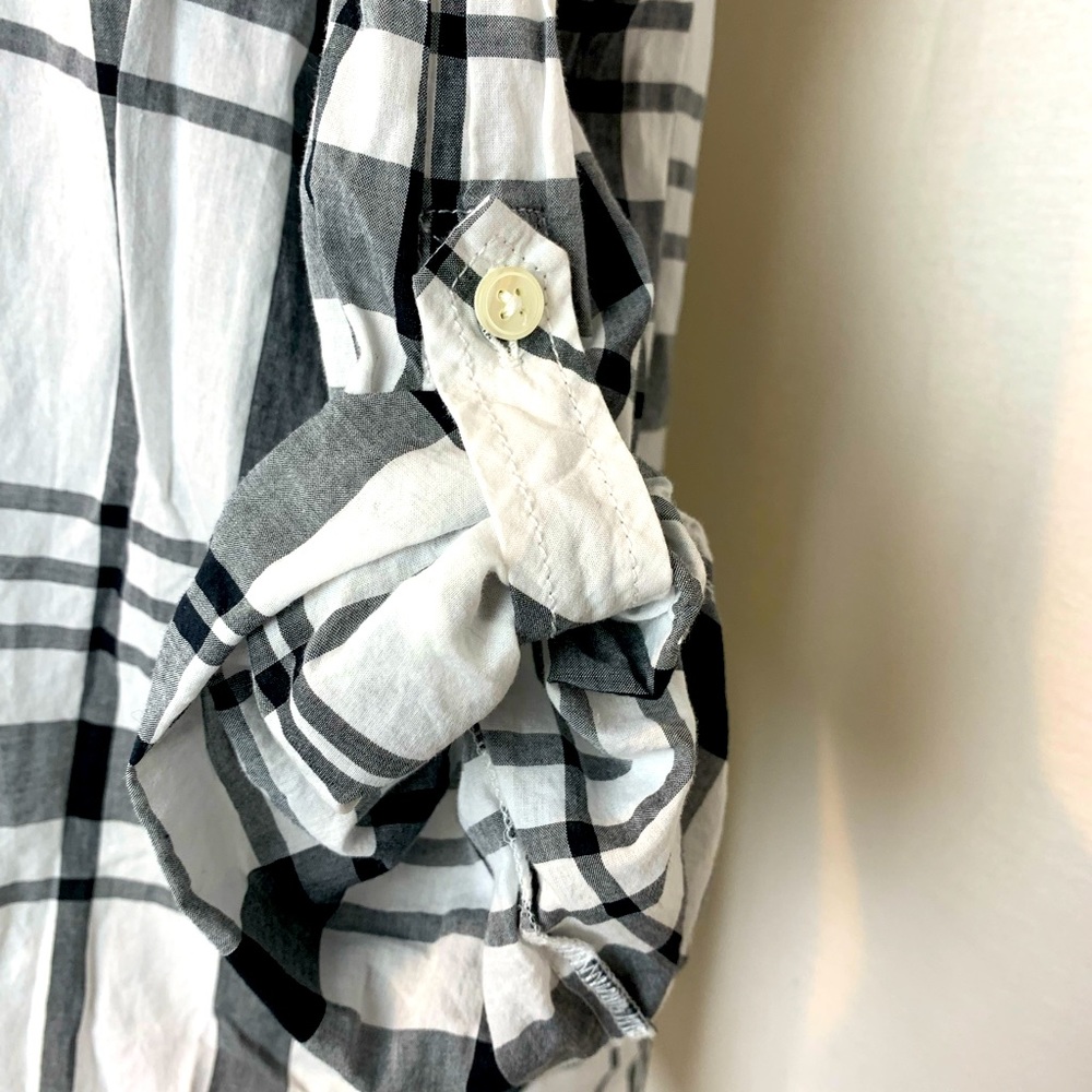 Express boyfriend plaid button down shirt , size junior large - Picture 5 of 6